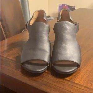 Black Comfort Shoe by Natural Soul